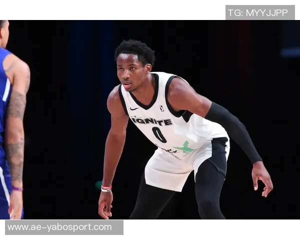 追梦之路：库明加逐渐承担重任展现潜力与成长的双重挑战