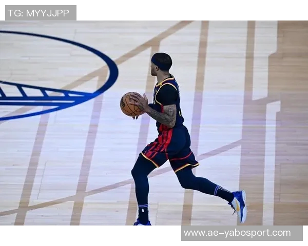 小佩顿强调年轻球员的重要性以减轻老将压力并提升球队整体实力