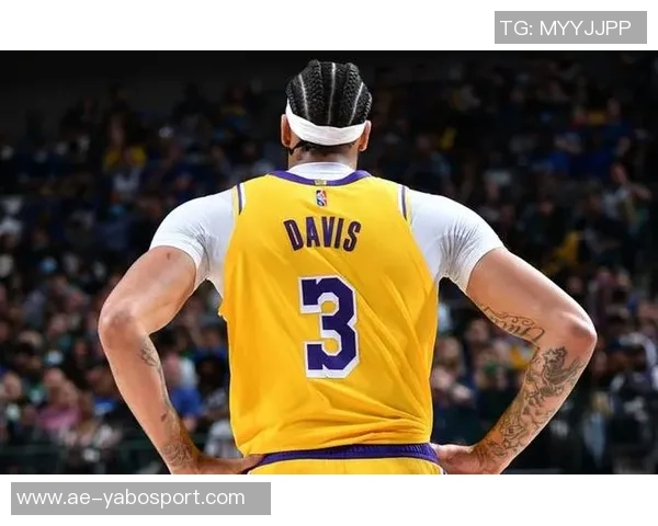 浓眉坚定信念：自我反思是解决问题的关键所在