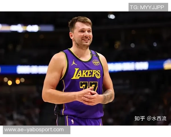 湖人2025年大事件回顾东契奇加盟詹姆斯达成5万分球队百亿美元出售 湖人2025年大事件回顾东契奇加盟詹姆斯达成5万分球队百亿美元出售