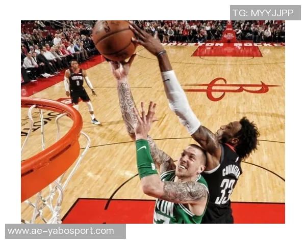 凯尔登全场表现出色13投8中贡献22分8板2助2断助力球队胜利